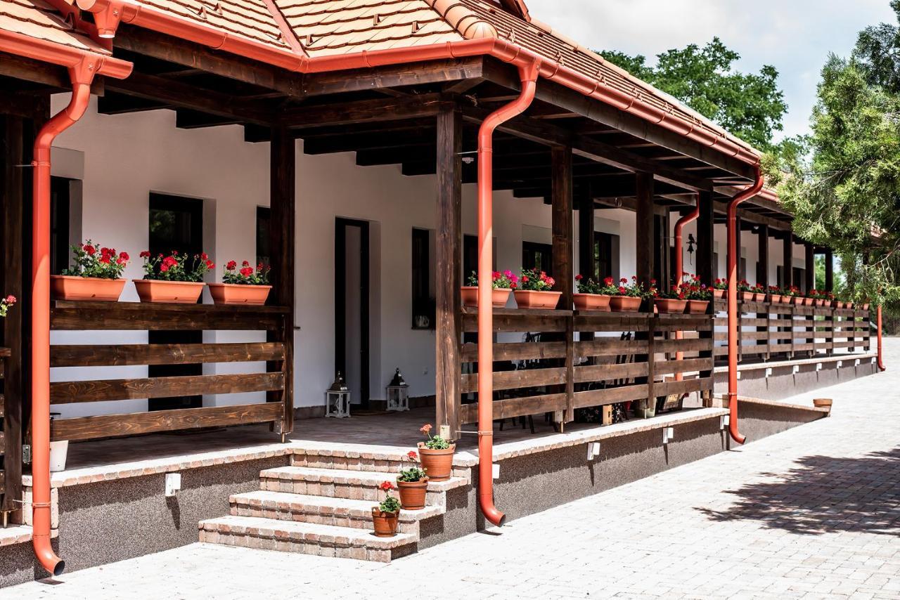 Hotel Boroka Vendeghaz Toalmas Zewnętrze zdjęcie